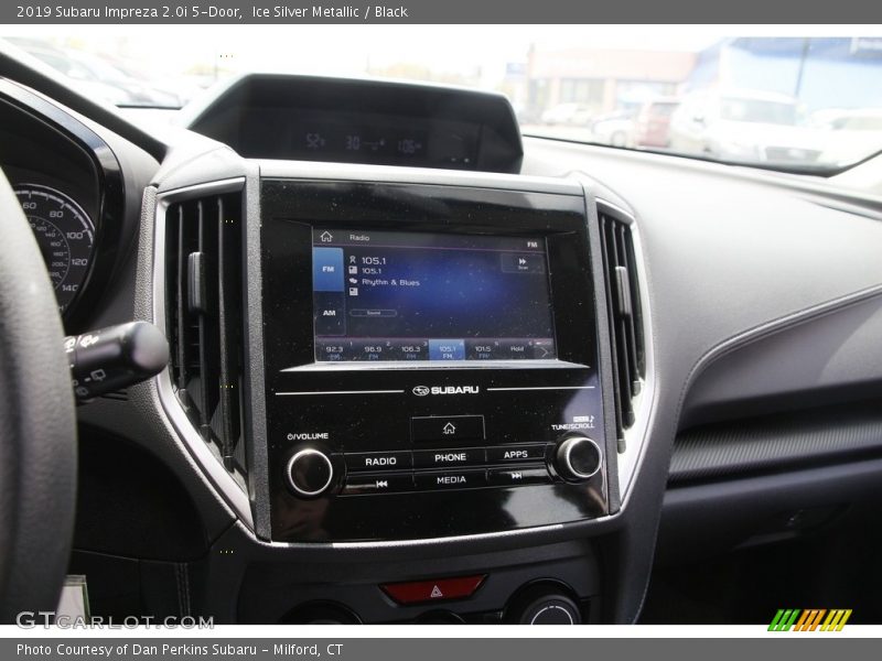 Ice Silver Metallic / Black 2019 Subaru Impreza 2.0i 5-Door
