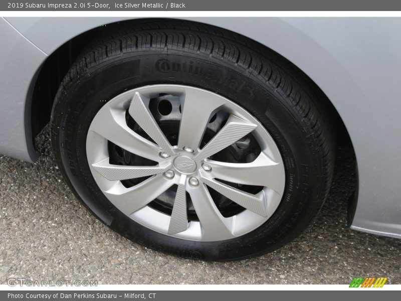 Ice Silver Metallic / Black 2019 Subaru Impreza 2.0i 5-Door