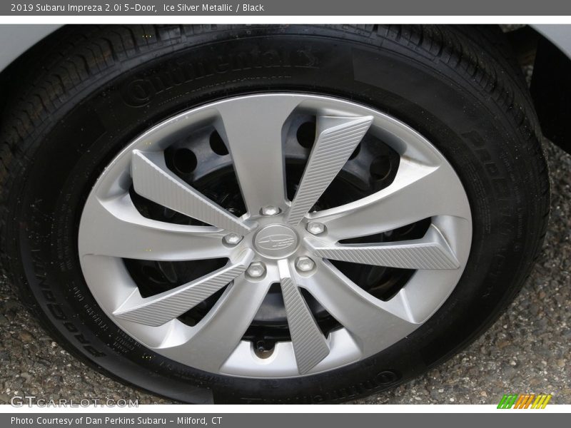 Ice Silver Metallic / Black 2019 Subaru Impreza 2.0i 5-Door