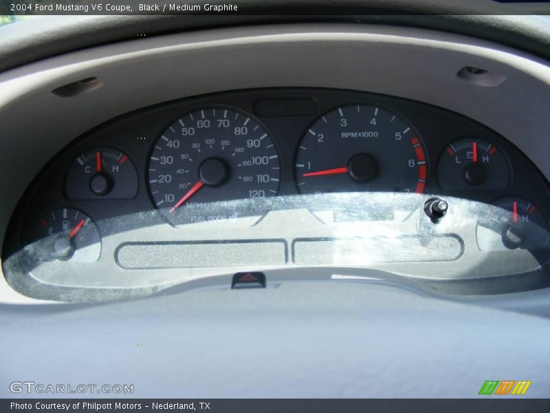 Black / Medium Graphite 2004 Ford Mustang V6 Coupe