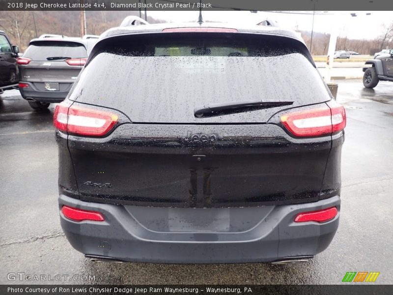 Diamond Black Crystal Pearl / Black 2018 Jeep Cherokee Latitude 4x4