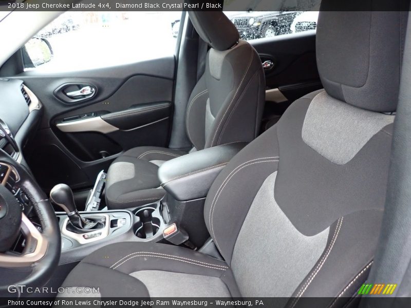 Diamond Black Crystal Pearl / Black 2018 Jeep Cherokee Latitude 4x4