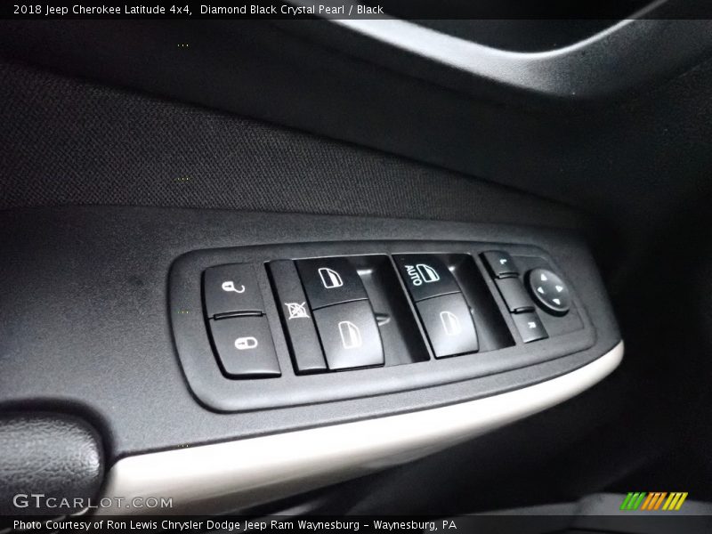 Diamond Black Crystal Pearl / Black 2018 Jeep Cherokee Latitude 4x4