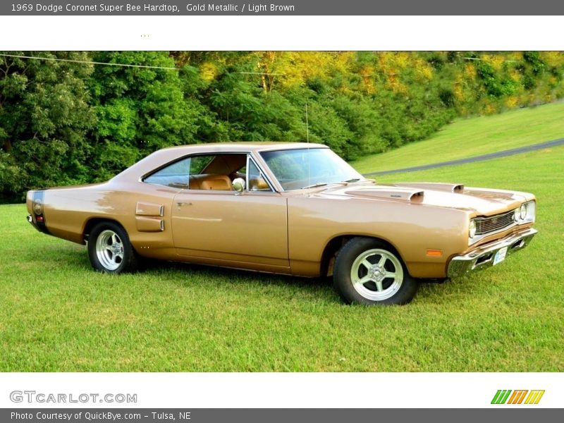 Front 3/4 View of 1969 Coronet Super Bee Hardtop
