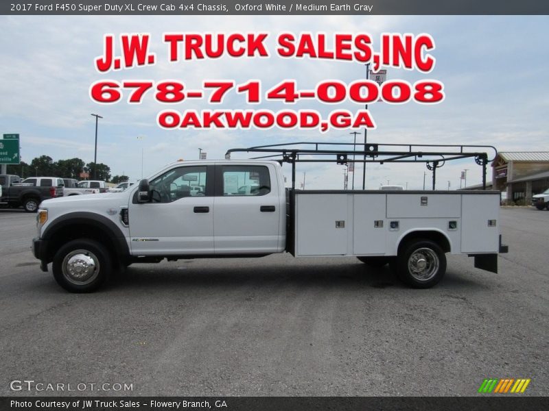 Oxford White / Medium Earth Gray 2017 Ford F450 Super Duty XL Crew Cab 4x4 Chassis