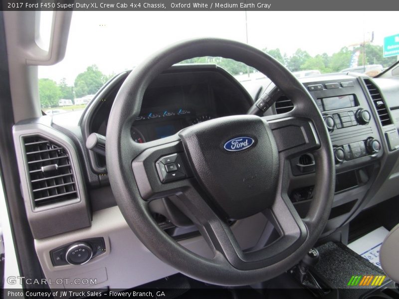 Oxford White / Medium Earth Gray 2017 Ford F450 Super Duty XL Crew Cab 4x4 Chassis