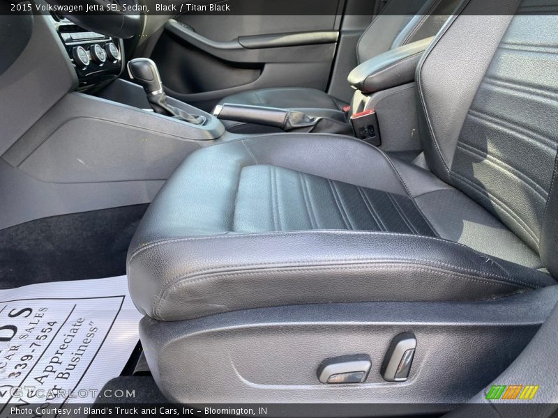Front Seat of 2015 Jetta SEL Sedan