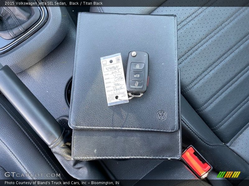 Black / Titan Black 2015 Volkswagen Jetta SEL Sedan