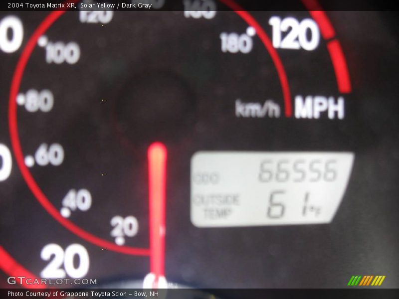Solar Yellow / Dark Gray 2004 Toyota Matrix XR
