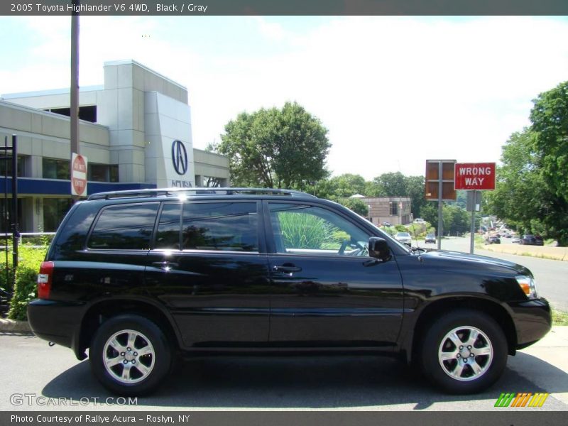 Black / Gray 2005 Toyota Highlander V6 4WD