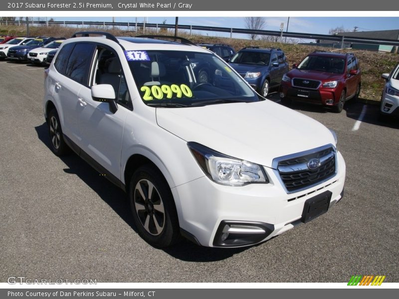 Crystal White Pearl / Gray 2017 Subaru Forester 2.5i Premium