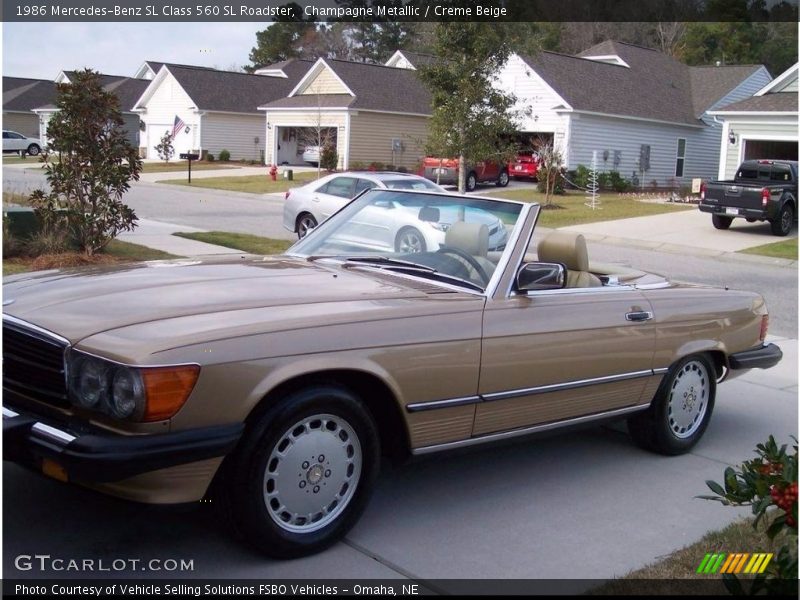 Front 3/4 View of 1986 SL Class 560 SL Roadster