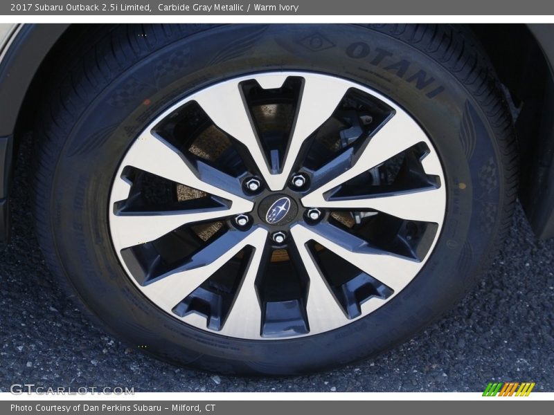 Carbide Gray Metallic / Warm Ivory 2017 Subaru Outback 2.5i Limited