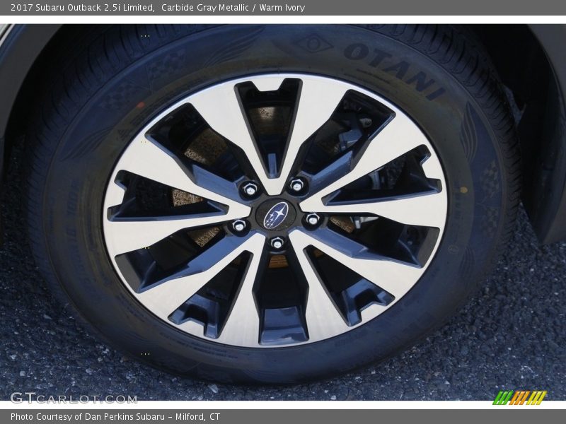 Carbide Gray Metallic / Warm Ivory 2017 Subaru Outback 2.5i Limited