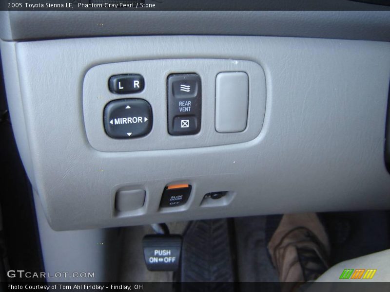Phantom Gray Pearl / Stone 2005 Toyota Sienna LE