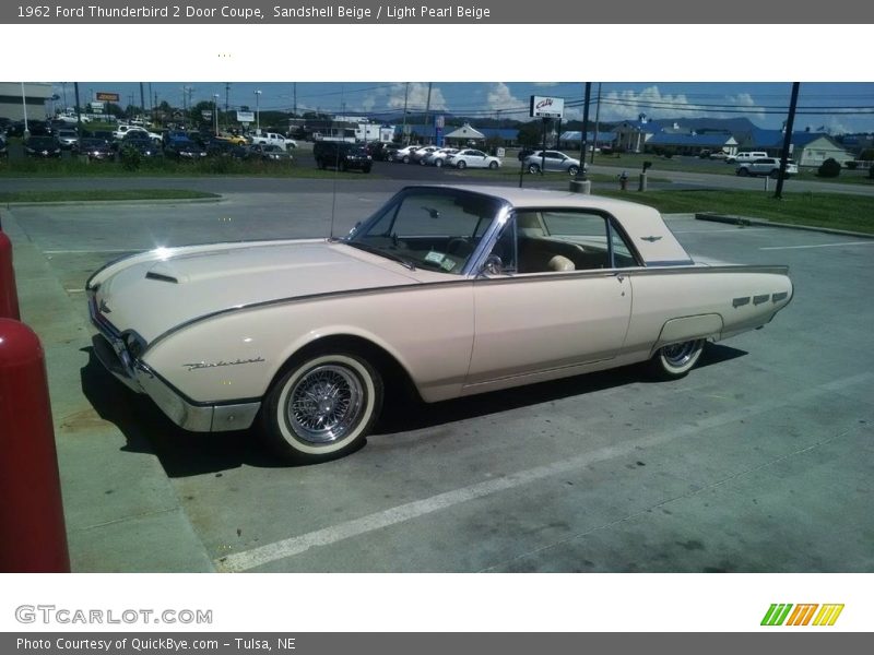 Front 3/4 View of 1962 Thunderbird 2 Door Coupe