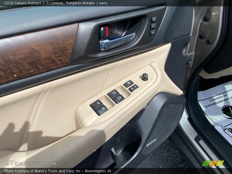 Tungsten Metallic / Ivory 2018 Subaru Outback 2.5i Limited
