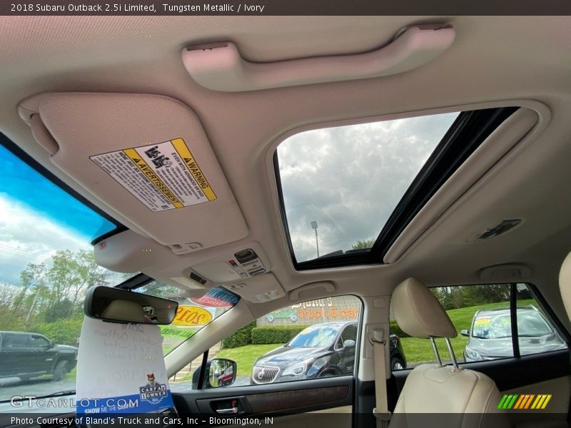 Tungsten Metallic / Ivory 2018 Subaru Outback 2.5i Limited