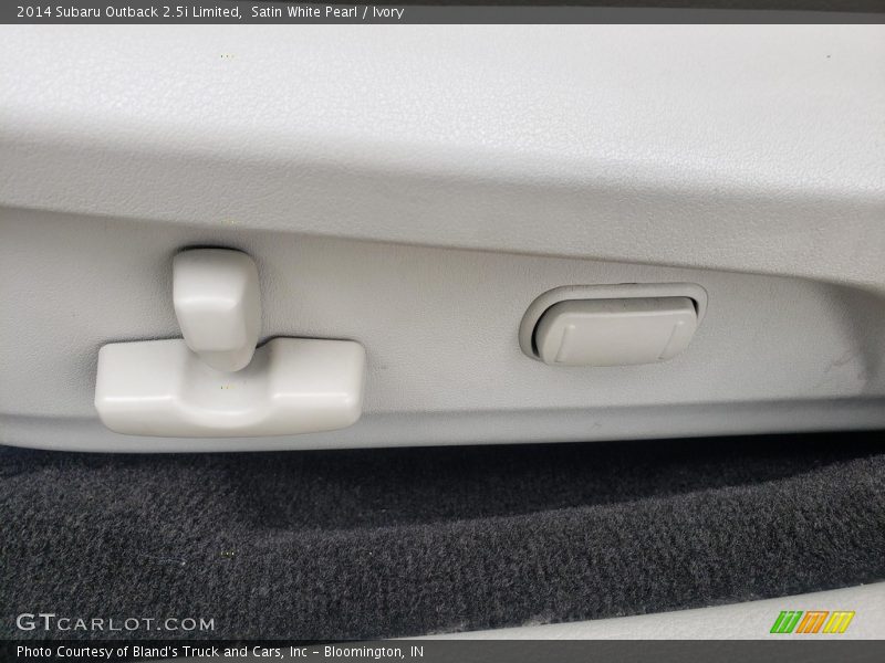 Satin White Pearl / Ivory 2014 Subaru Outback 2.5i Limited