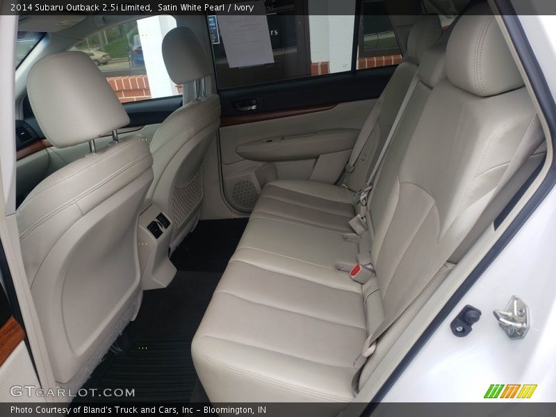 Satin White Pearl / Ivory 2014 Subaru Outback 2.5i Limited