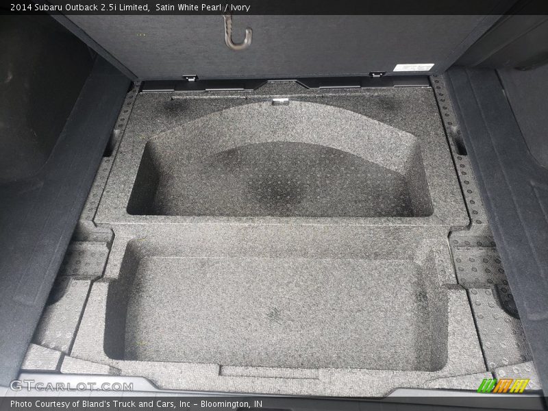 Satin White Pearl / Ivory 2014 Subaru Outback 2.5i Limited