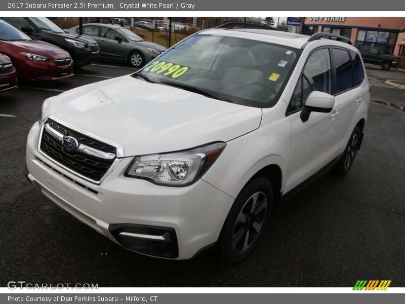 Crystal White Pearl / Gray 2017 Subaru Forester 2.5i Premium