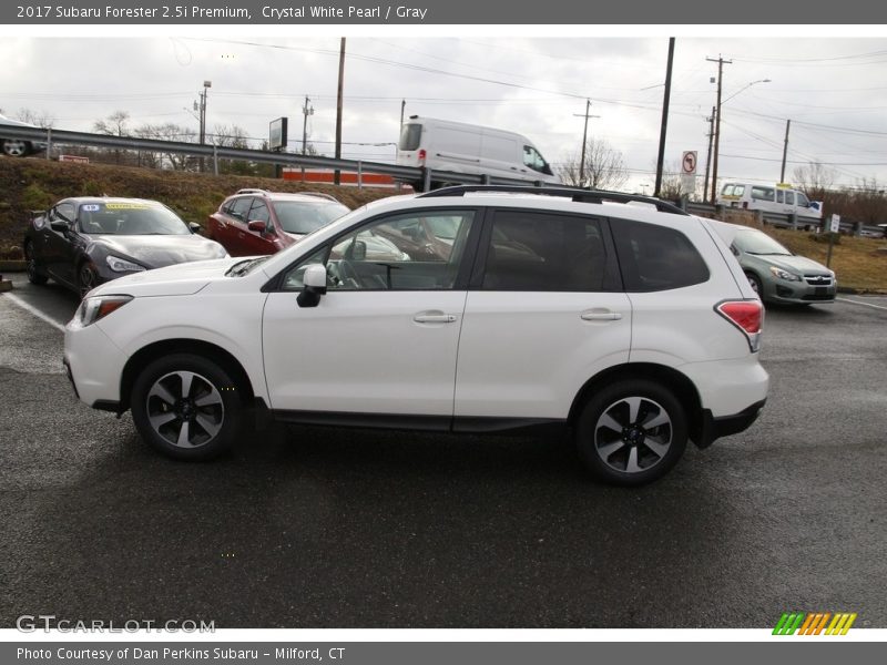 Crystal White Pearl / Gray 2017 Subaru Forester 2.5i Premium