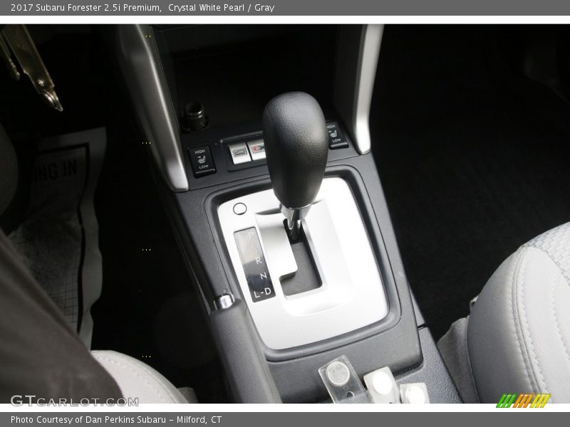 Crystal White Pearl / Gray 2017 Subaru Forester 2.5i Premium