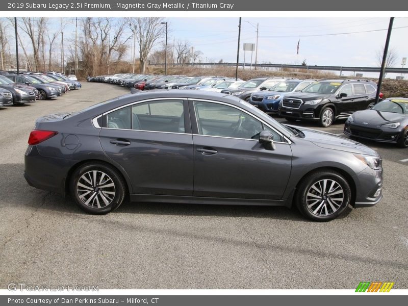 Magnetite Gray Metallic / Titanium Gray 2019 Subaru Legacy 2.5i Premium