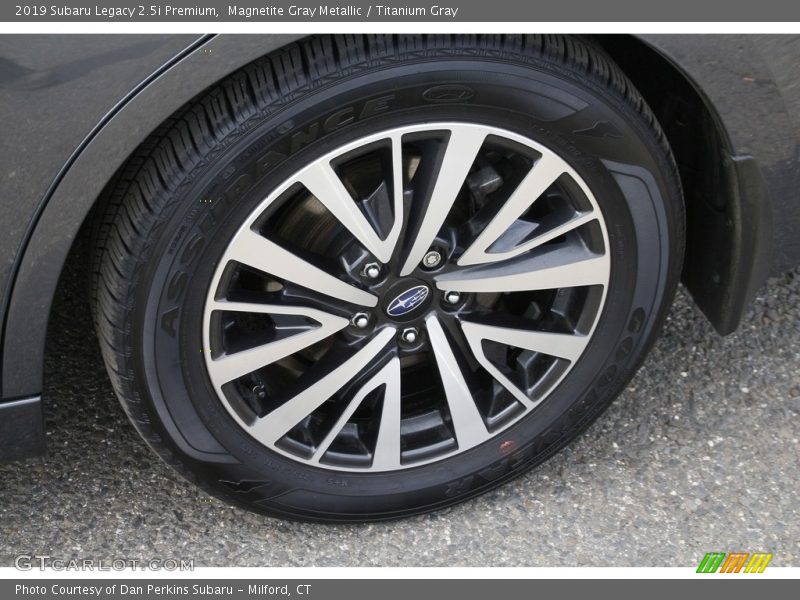 Magnetite Gray Metallic / Titanium Gray 2019 Subaru Legacy 2.5i Premium
