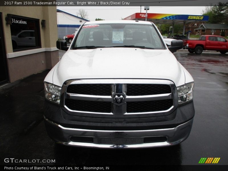 Bright White / Black/Diesel Gray 2017 Ram 1500 Tradesman Regular Cab