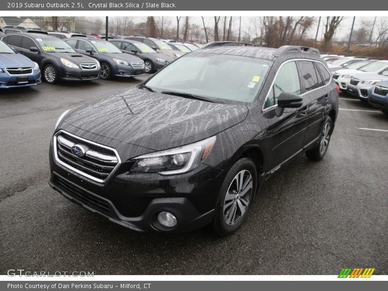 Crystal Black Silica / Slate Black 2019 Subaru Outback 2.5i