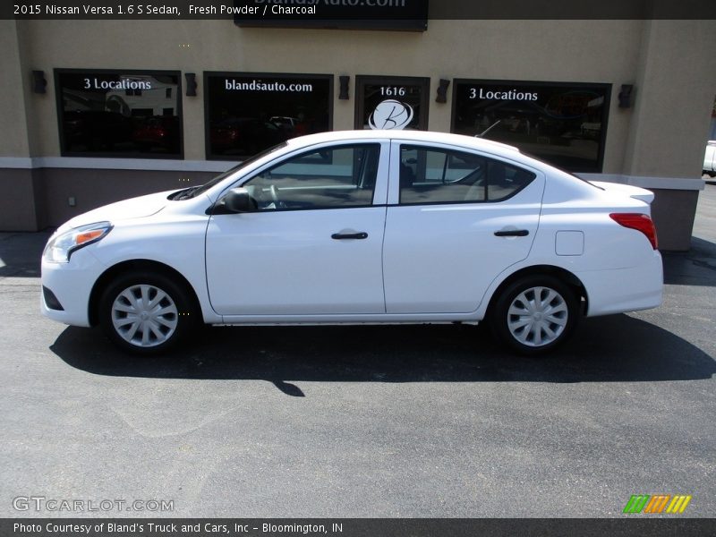 Fresh Powder / Charcoal 2015 Nissan Versa 1.6 S Sedan