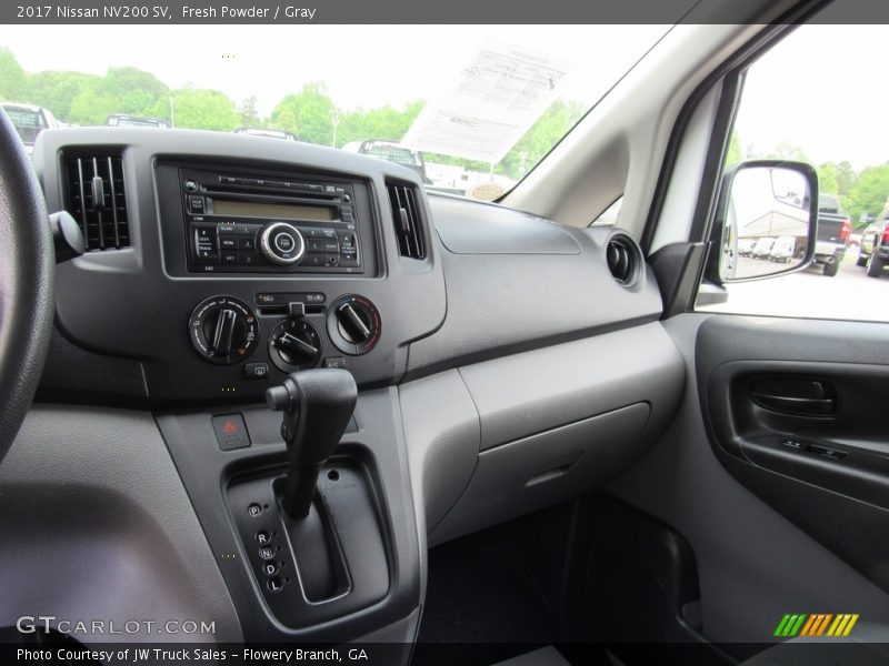 Fresh Powder / Gray 2017 Nissan NV200 SV