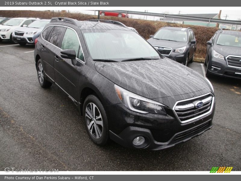 Crystal Black Silica / Slate Black 2019 Subaru Outback 2.5i