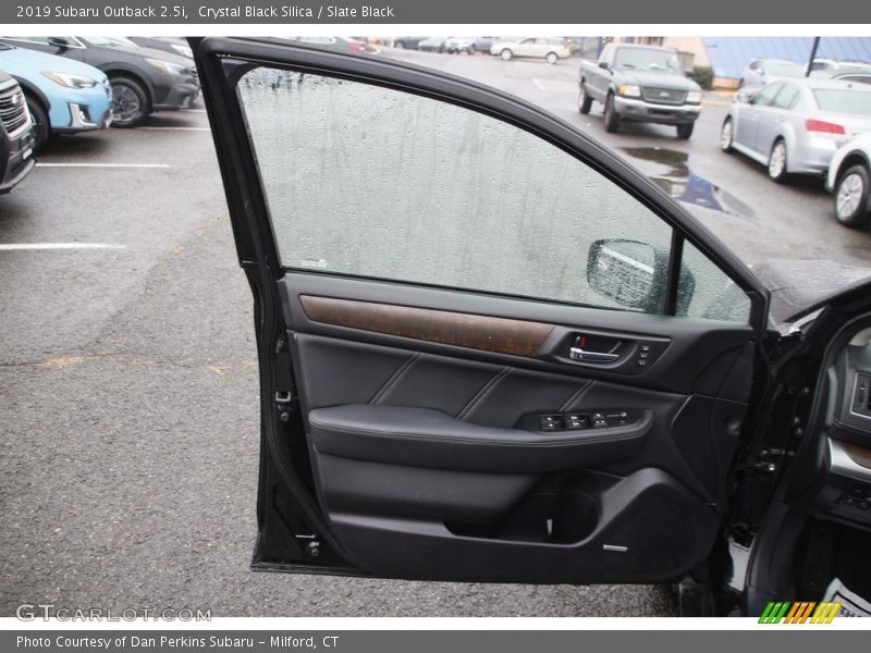 Crystal Black Silica / Slate Black 2019 Subaru Outback 2.5i