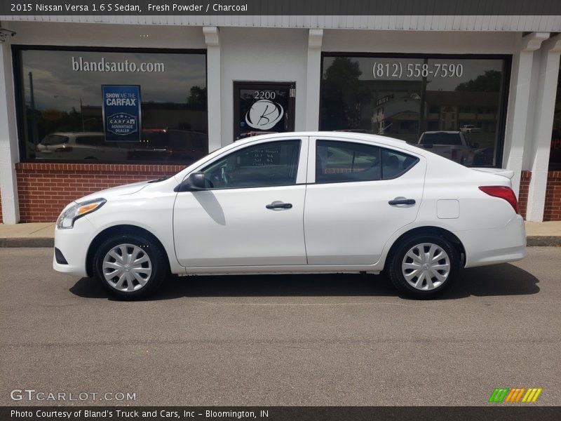 Fresh Powder / Charcoal 2015 Nissan Versa 1.6 S Sedan