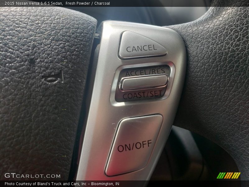 Fresh Powder / Charcoal 2015 Nissan Versa 1.6 S Sedan