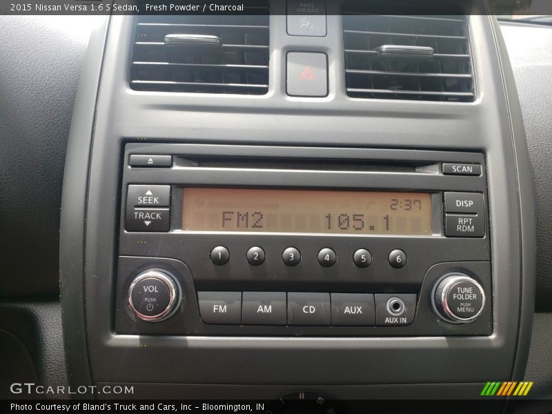 Fresh Powder / Charcoal 2015 Nissan Versa 1.6 S Sedan