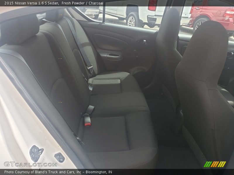 Fresh Powder / Charcoal 2015 Nissan Versa 1.6 S Sedan