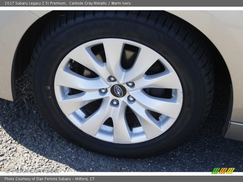 Carbide Gray Metallic / Warm Ivory 2017 Subaru Legacy 2.5i Premium