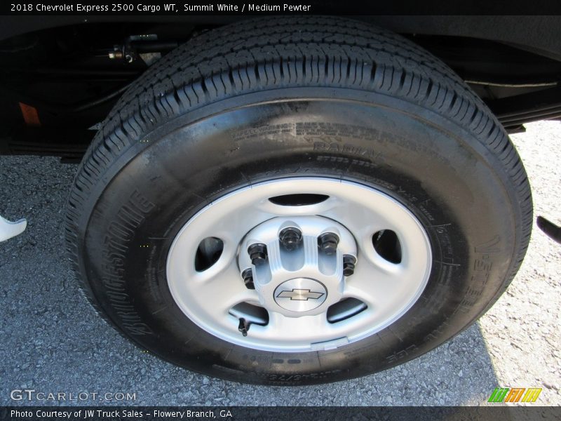 Summit White / Medium Pewter 2018 Chevrolet Express 2500 Cargo WT