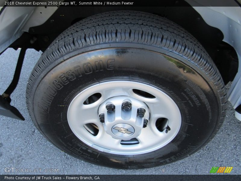 Summit White / Medium Pewter 2018 Chevrolet Express 2500 Cargo WT