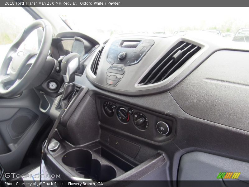 Controls of 2018 Transit Van 250 MR Regular