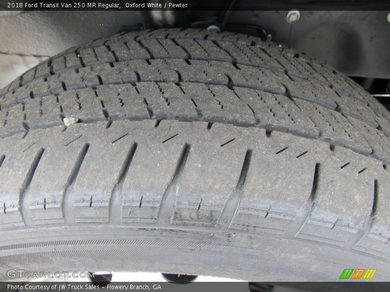 Oxford White / Pewter 2018 Ford Transit Van 250 MR Regular