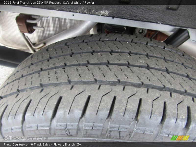 Oxford White / Pewter 2018 Ford Transit Van 250 MR Regular