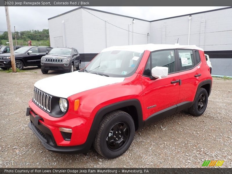 Front 3/4 View of 2020 Renegade Sport