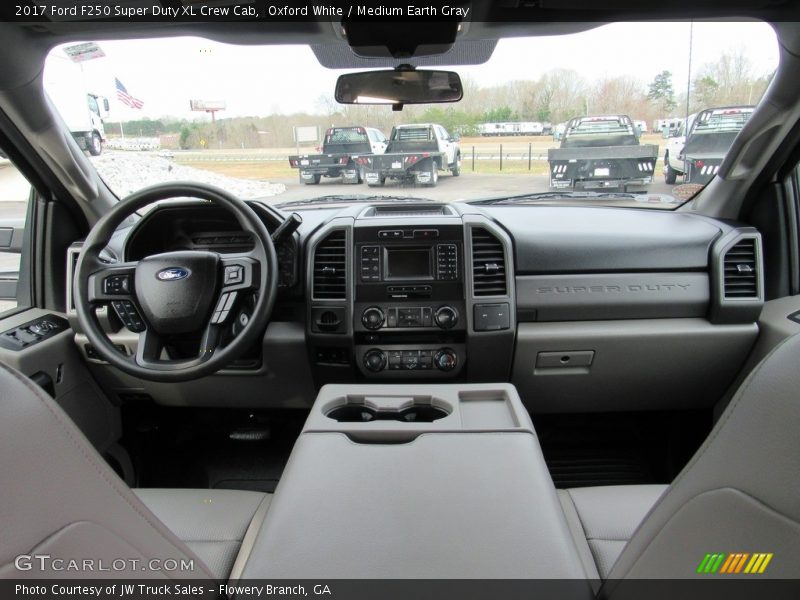 Dashboard of 2017 F250 Super Duty XL Crew Cab