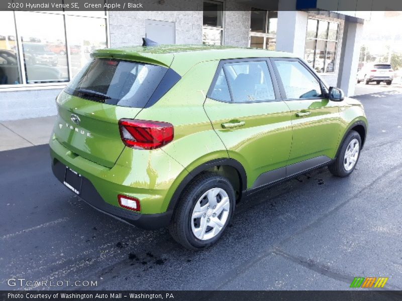 Green Apple / Black 2020 Hyundai Venue SE