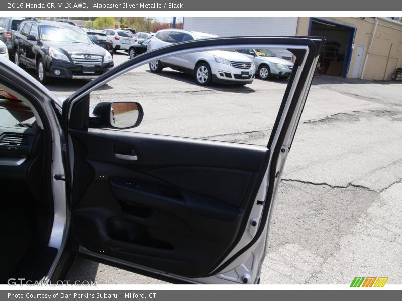 Alabaster Silver Metallic / Black 2016 Honda CR-V LX AWD
